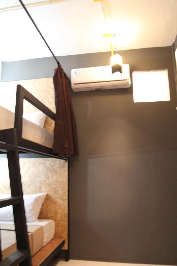 Vitamin Sea Hostel Phuket Kamer foto